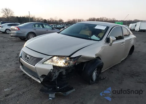 2015 Lexus Es 350 z USA, uszkodzony, nr VIN JTHBK1GG1F2175753